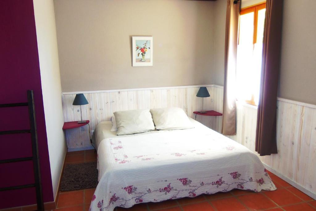 La Petite Madeleine Hotel Castillon-la-Bataille Buitenkant foto